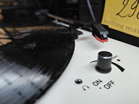 Lot 295 - platenspeler envevo model 1633 vintage - afbeelding 3 van  5