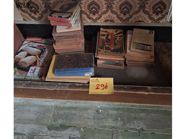 Lot 296 - lot diverse boeken - afbeelding 1 van  3