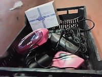 Lot 297 - lot: klok - radio - wekker 6 stuks - afbeelding 1 van  3