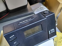 Lot 297 - lot: klok - radio - wekker 6 stuks - afbeelding 3 van  3