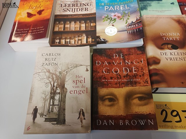 Lot 297 - romans en leesboeken. 45 stuks - afbeelding 2 van  8