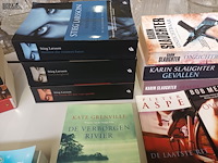 Lot 297 - romans en leesboeken. 45 stuks - afbeelding 4 van  8