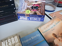 Lot 297 - romans en leesboeken. 45 stuks - afbeelding 6 van  8