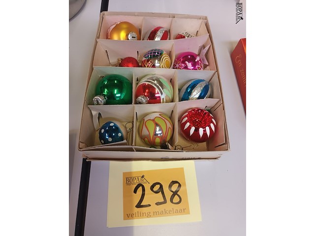 Lot 298 - antieke kerstballen. 12 stuks - afbeelding 1 van  3