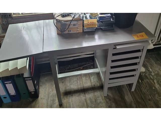 Lot 298 - bureau - afbeelding 1 van  1