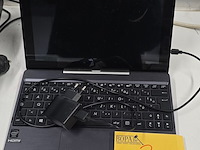Lot 3 - asus mini laptop 10 inch