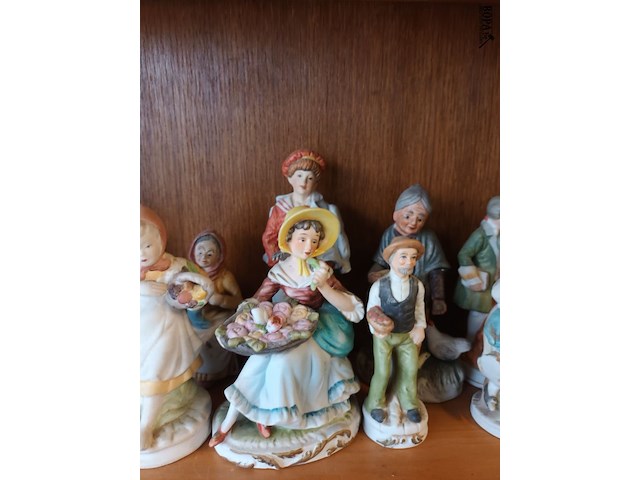 Lot 3 - biscuit beelden. 21 stuks - afbeelding 4 van  4