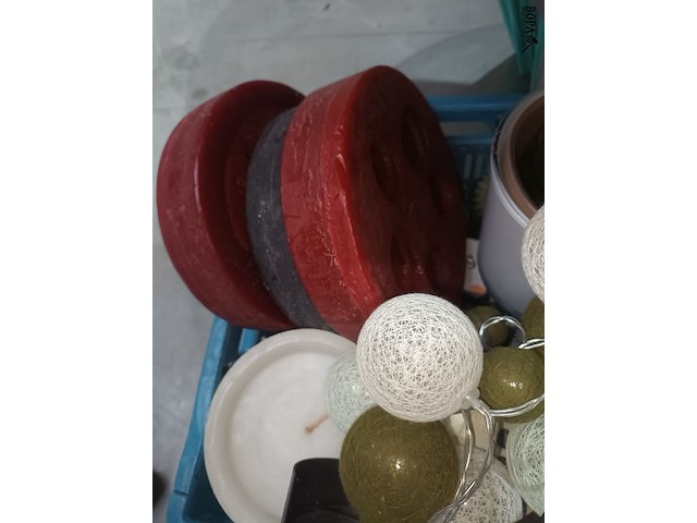 Lot 3 - decoratie en kaarsen - afbeelding 4 van  4