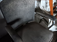 Lot 3 - diverse stoelen - afbeelding 3 van  3