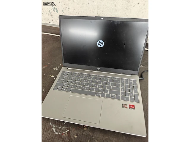 Lot 3 - hp laptop - afbeelding 2 van  2