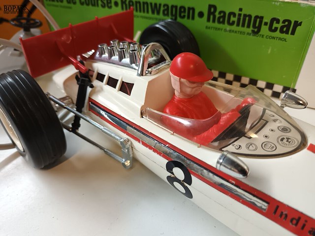 Lot 3 - joustra racing-car - afbeelding 3 van  5