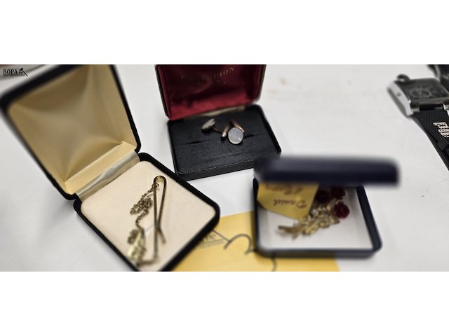 Lot 3 - juwelen verguld 3 stuks - afbeelding 1 van  4