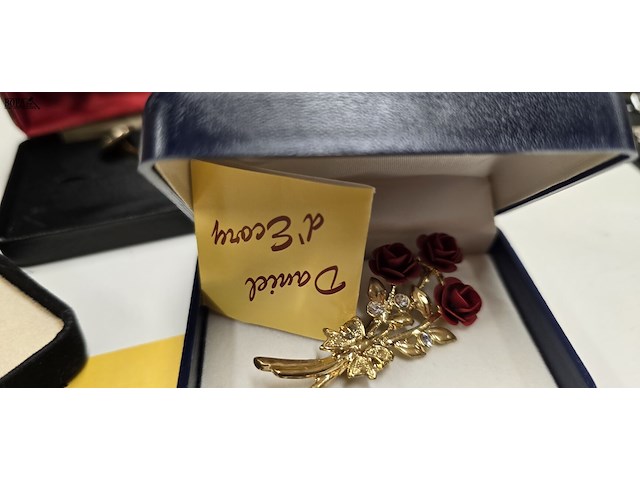 Lot 3 - juwelen verguld 3 stuks - afbeelding 4 van  4