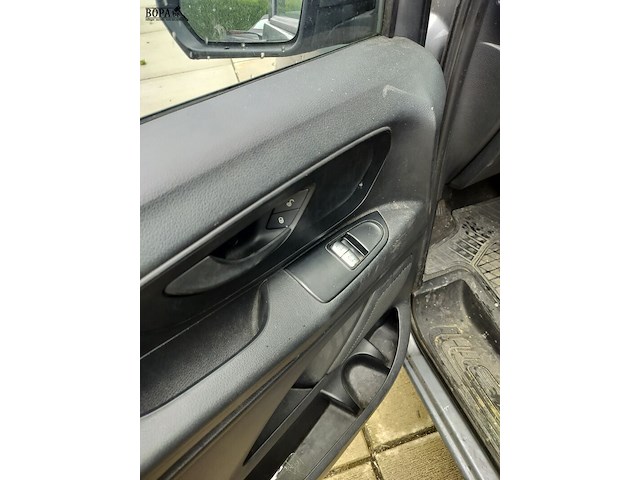 Lot 3 - mercedes vito (2016-chass.wdf44770313133387) - afbeelding 3 van  29