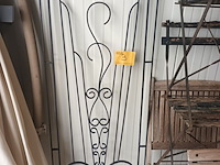 Lot 3 - metalen sierwand