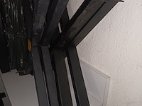 Lot 3 - metalen tafelpoten x-vorm. 4 stuks - afbeelding 3 van  4