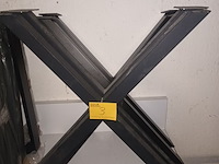 Lot 3 - metalen tafelpoten x-vorm. 4 stuks - afbeelding 4 van  4