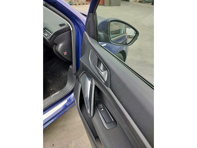 Lot 3 - peugeot 308 (2018-chass.vf3lrhnppjs317710) - afbeelding 2 van  25