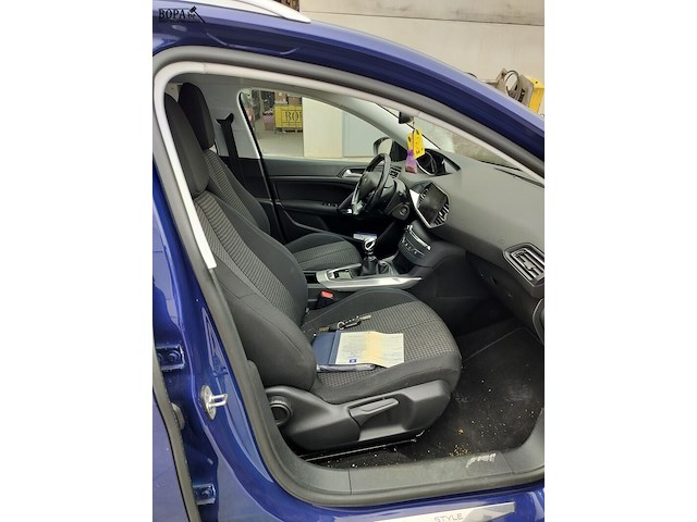Lot 3 - peugeot 308 (2018-chass.vf3lrhnppjs317710) - afbeelding 25 van  25