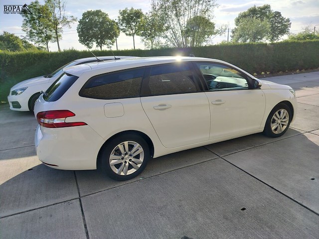 Lot 3 - peugeot 308 (2019-chass.vf3lcyhzsks358304) - afbeelding 18 van  23