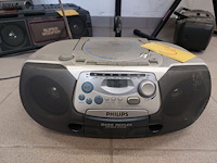 Lot 3 - radio philips az 1220