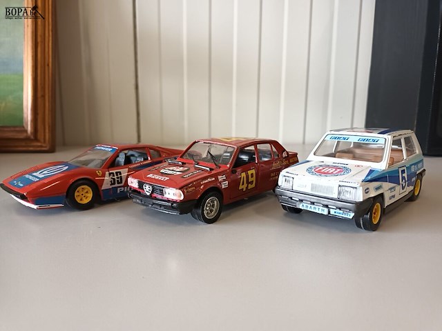 Lot 3 - rally auto’s op schaal. 3 stuks - afbeelding 4 van  11
