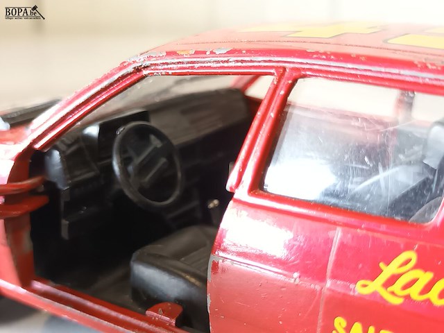 Lot 3 - rally auto’s op schaal. 3 stuks - afbeelding 9 van  11