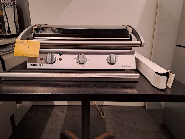 Lot 3 - roband grill - afbeelding 1 van  4