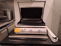 Lot 3 - roband grill - afbeelding 2 van  4