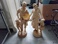 Lot 3 - set klassieke figuren