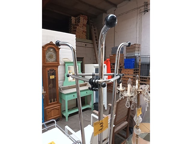 Lot 3 - staande kapstok - afbeelding 2 van  3