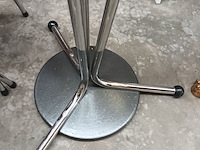 Lot 3 - staande kapstok - afbeelding 3 van  3