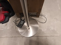 Lot 3 - staande lamp met leeslamp - afbeelding 2 van  3