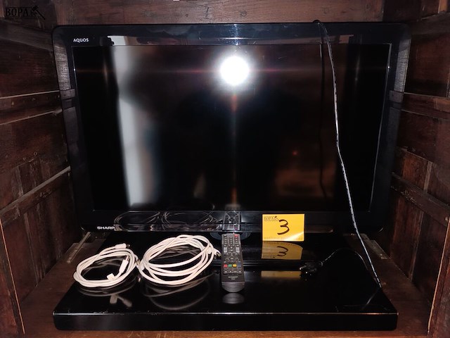 Lot 3 - tv sharp - afbeelding 1 van  3