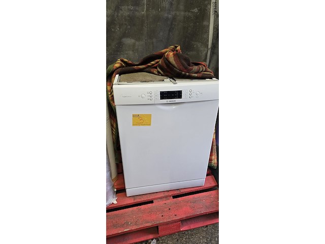 Lot 3 - vaatwas bosch super silence - afbeelding 1 van  5