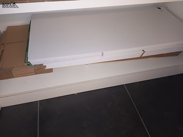 Lot 3 - verpakkingsmateriaal. inhoud kast - afbeelding 3 van  7