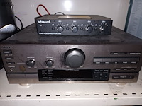 Lot 3 - versterker en volumeregelaar - afbeelding 2 van  5