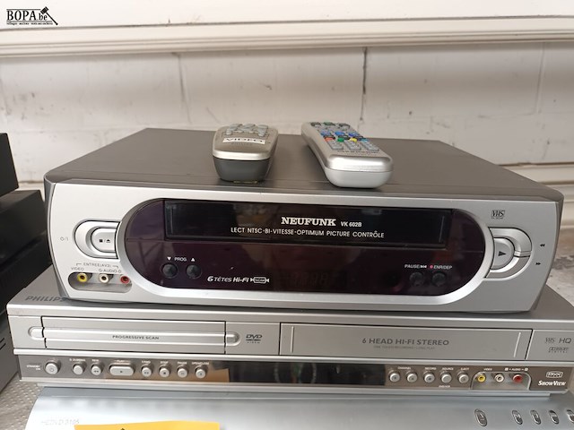 Lot 3 - video recorders en dvd speler. 3 stuks - afbeelding 2 van  5