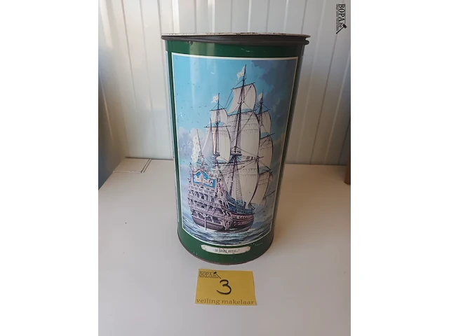 Lot 3 - vintage blikken ton zeilschip - afbeelding 1 van  4