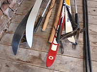 Lot 3 - vintage ski uitrusting. 10 stuks - afbeelding 3 van  4