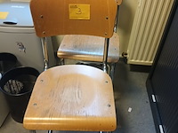 Lot 3 - vintage stoel. 2 stuks - afbeelding 1 van  3
