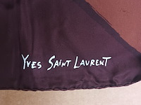 Lot 3 - zijden sjaal yves saint laurent - afbeelding 3 van  3