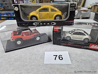 Lot 3 stuks - afbeelding 1 van  4