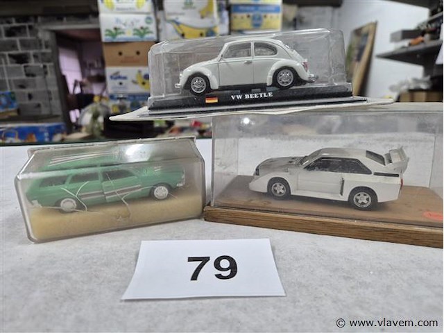 Lot 3 stuks - afbeelding 1 van  4