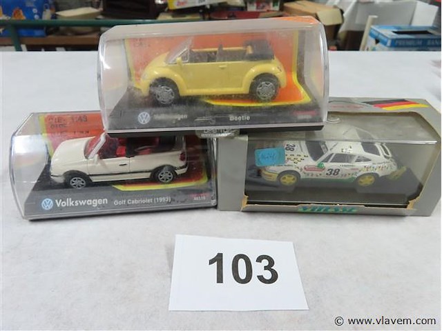 Lot 3 stuks - afbeelding 1 van  4