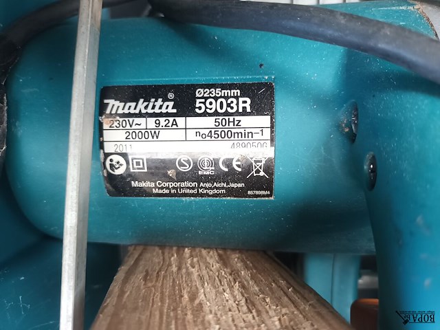 Lot 30 - cirkelzaag makita - afbeelding 2 van  3