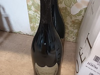 Lot 30 - dummy flessen champagne en vodka. 11 stuks - afbeelding 2 van  5