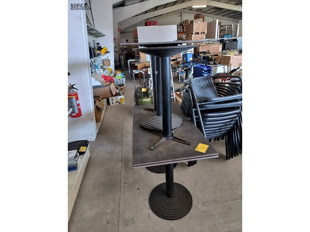 Lot 30 - hilma terrastafels. 5 stuks - afbeelding 1 van  3