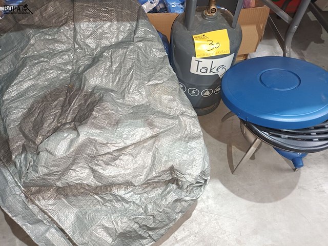 Lot 30 - kampeermateriaal - afbeelding 1 van  6