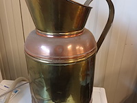 Lot 30 - koperen paraplubak - afbeelding 2 van  3